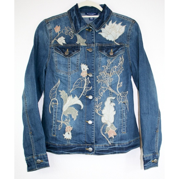 Floral Embroidered Med. Wash Denim Jacket NWT - Picture 2 of 8